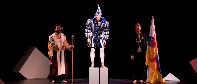 De Grote Un, Dos, Stress Carnavalsspecial met Remy Evers, Thijs van de Meeberg en Marco Lopes