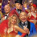 Ons pap wil bij de revue